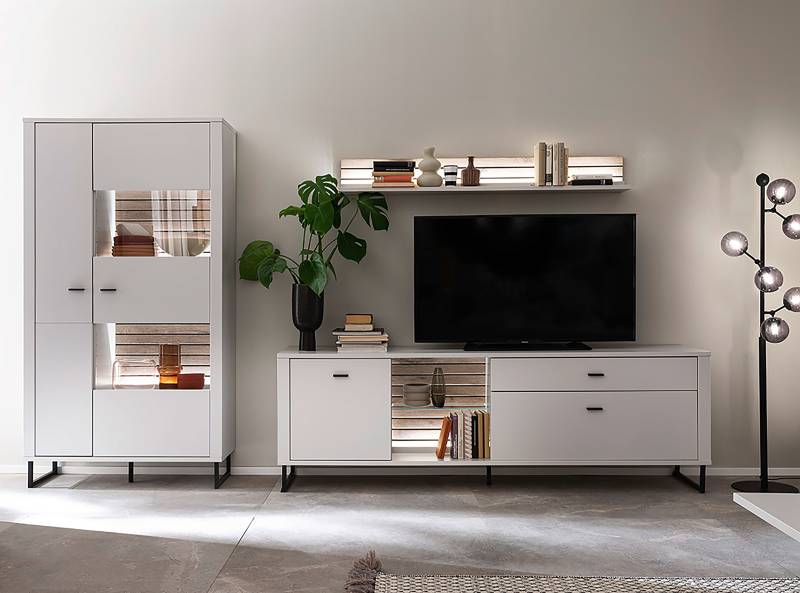 home24 TV-Lowboard Front: MDF Mitteldichte Holzfaserplatte , beschichtet Korpus: Spanplatte, beschichtet Weiß 210 x 69 x 44cm von home24