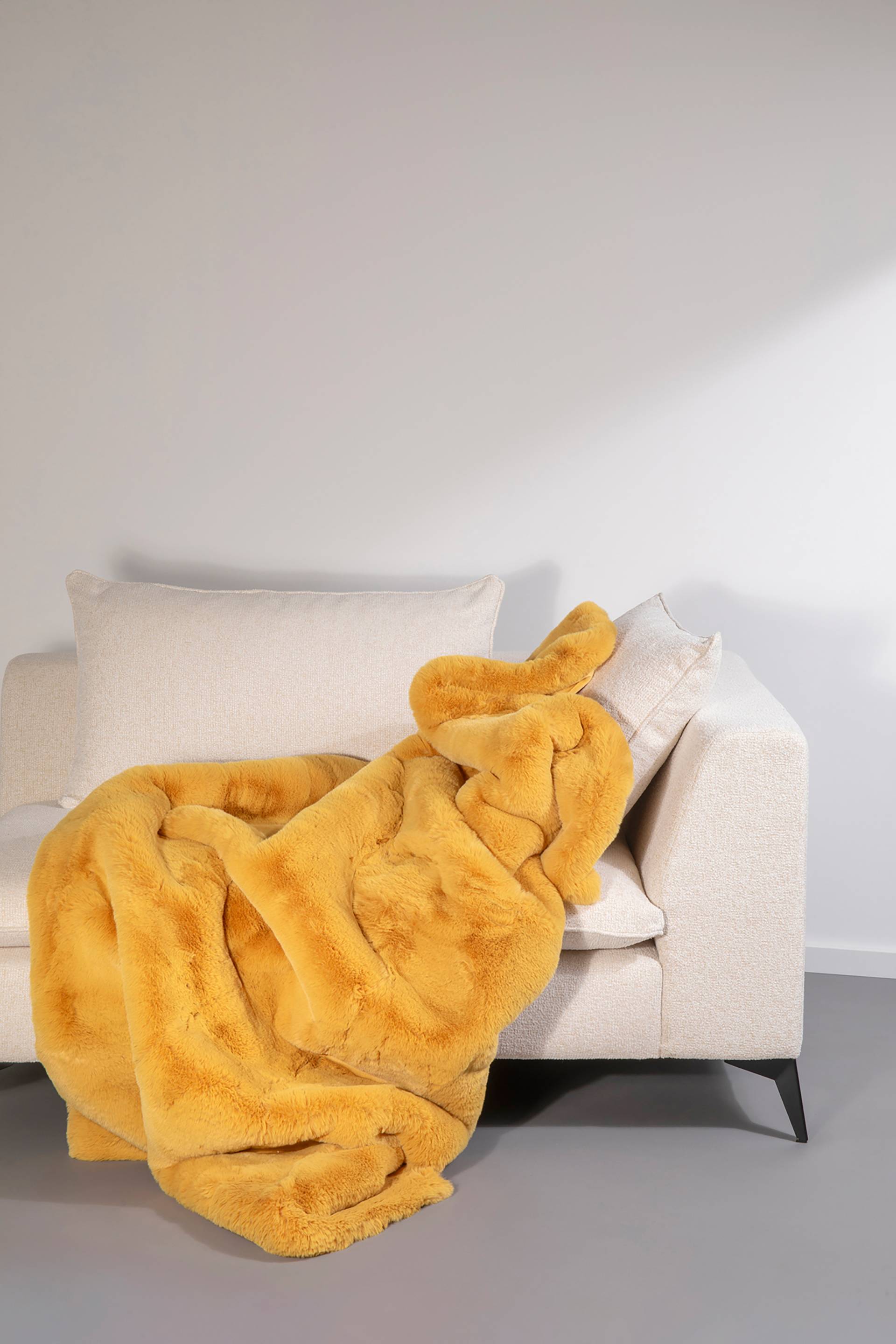 home24 Tagesdecke Mika 150 x 2 x 200cm Gelb/Gelb Polyester von home24