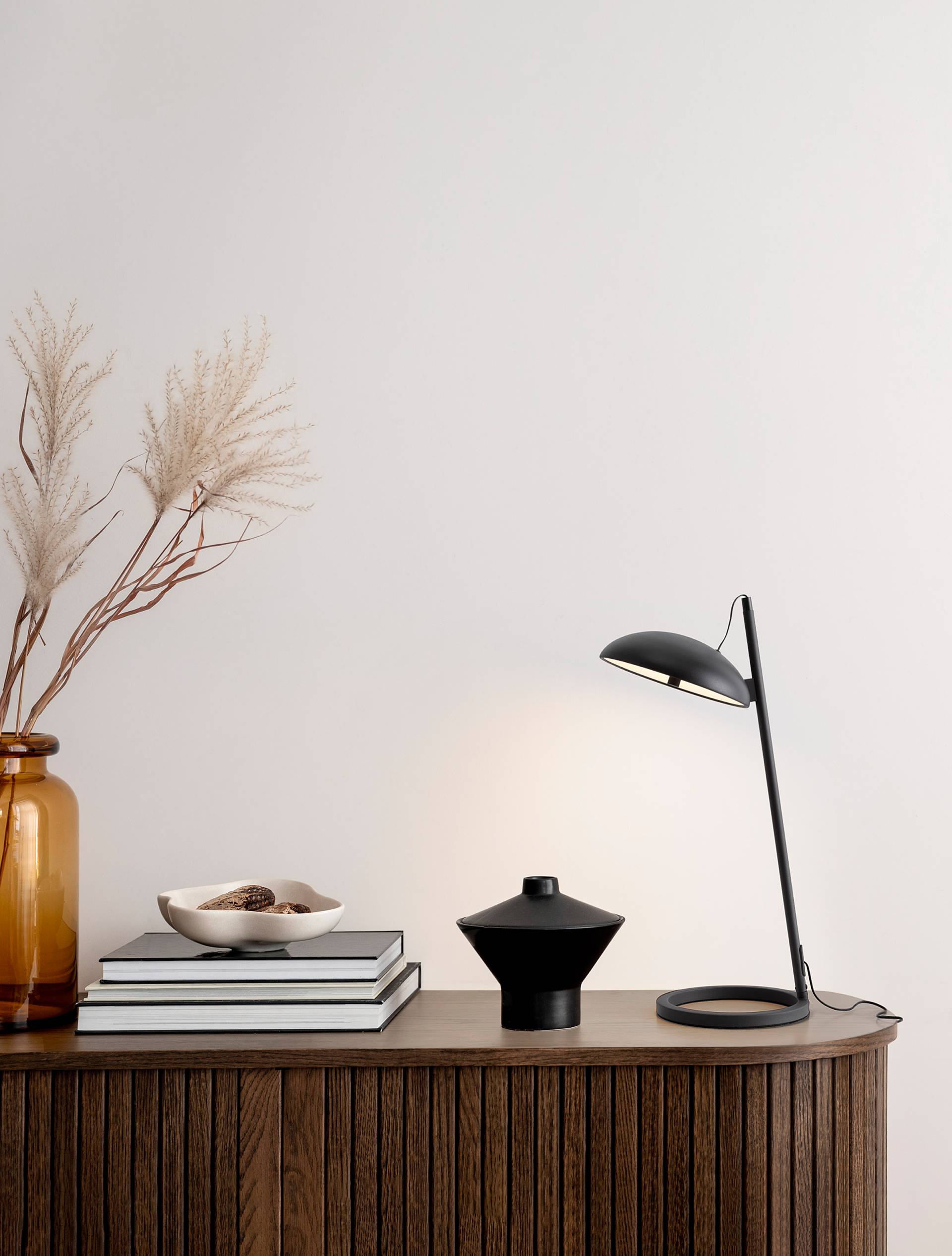 home24 Tischleuchte Flute Ø 20cm Schwarz/Schwarz Kunststoffart: Acrylglas Material: Metall, Kunststoff Metallart: Aluminium Oberfläche Metall: von home24