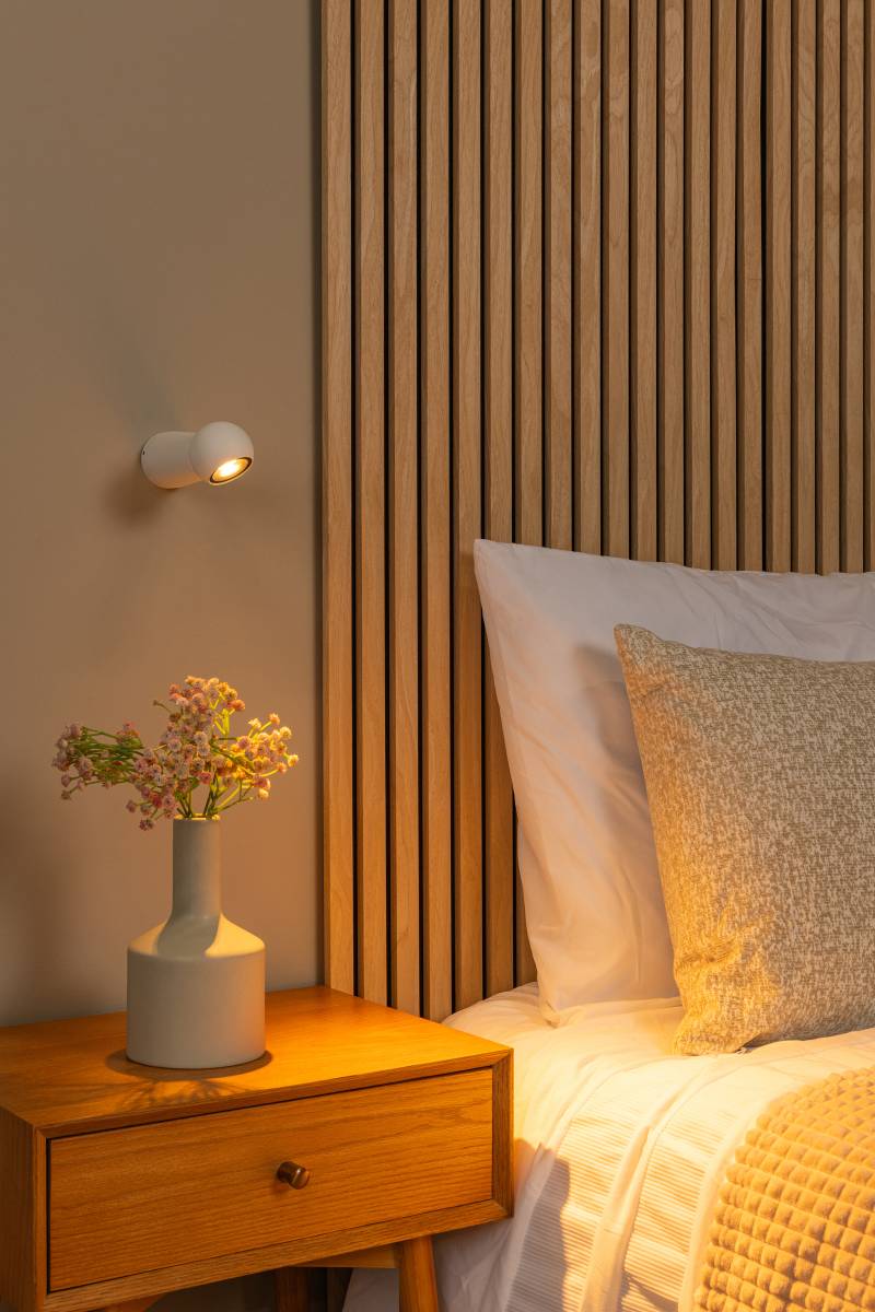 home24 Wandleuchte Ipsos 6 x 15 x 6cm Weiß/Weiß Material: Metall Metallart: Aluminium Oberfläche Metall: Gestrahlt Nicht austauschbare LEDs home24 Wandleuchte Ipsos 6 x 15 x 6cm Weiß/Weiß Material: Metall Metallart: Aluminium Oberfläche Metall: Gestrahlt Nicht austauschbare LEDs von home24