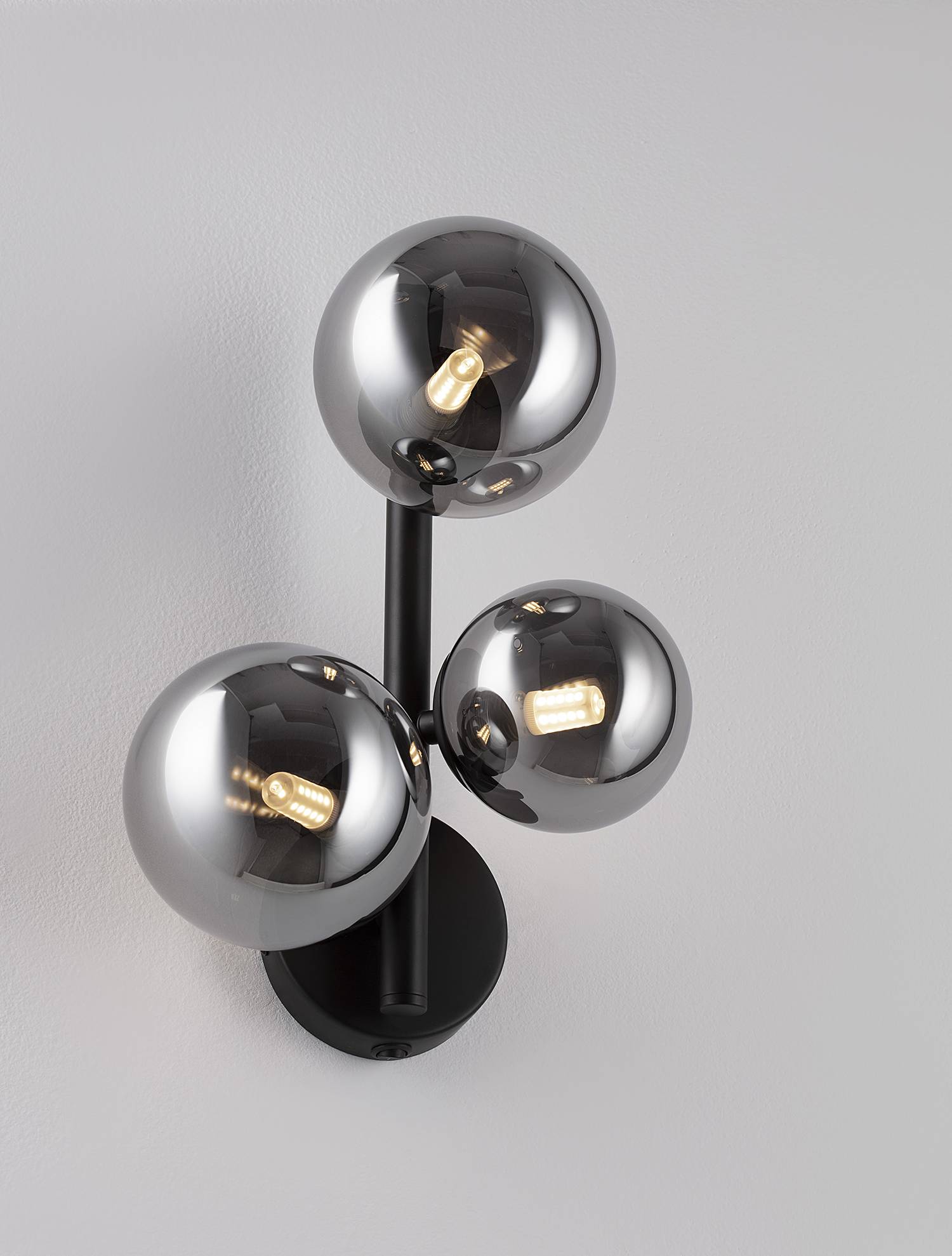 home24 Wandleuchte Odillia Typ A 19 x 32 x 23cm Schwarz/Schwarz Kabel ABS, Fassung ABS, Baldachin Aluminium, Gehäuse Leuchte Aluminium LED/Smart home24 Wandleuchte Odillia Typ A 19 x 32 x 23cm Schwarz/Schwarz Kabel ABS, Fassung ABS, Baldachin Aluminium, Gehäuse Leuchte Aluminium LED/Smart von home24