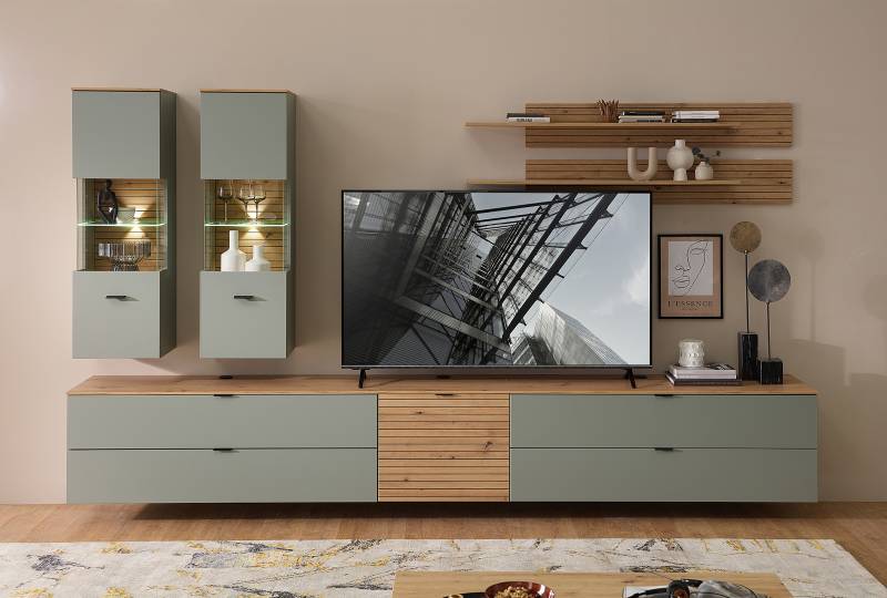 home24 Wohnwand 5-teilig Hängevitrine MDF Mitteldichte Holzfaserplatte , foliert Grün/Salbei 280 x 185 x 44cm home24 Wohnwand 5-teilig Hängevitrine MDF Mitteldichte Holzfaserplatte , foliert Grün/Salbei 280 x 185 x 44cm von home24