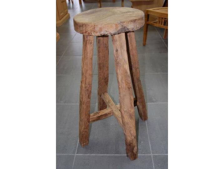 Teakholz Teak Holz massiv Barhocker rund Semar aus einer echten Teakholz Wurzel von hood.de