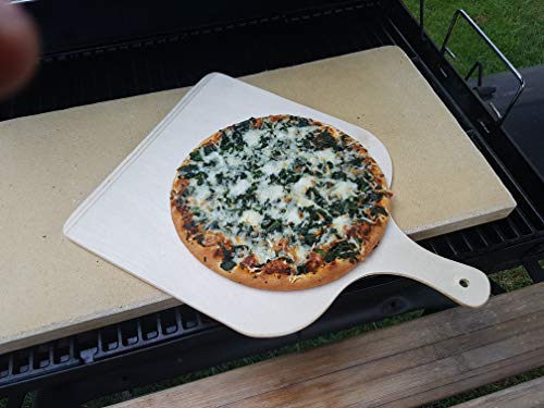 Pizzastein Brotbackstein Backofenplatte versch. Formate mit Holzschieber für Backofen, Grill & Smocker aus massiver Schamotte - Lebensmittelecht Profi-Qualität (Format 60 x 30 x 3,0 cm incl. Schieber) von hs-kamine