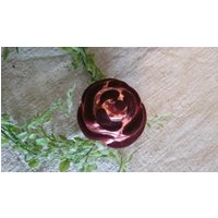 Wunderschöne Rose Zum Klemmen.aus Glas/Lauscha Gablonz.rosenmotiv.in Antikrosa .mit Struktur-Bemalung Aus Samt. 7cm Durchm. Reserviert Wunderschöne Rose Zum Klemmen.aus Glas/Lauscha Gablonz.rosenmotiv.in Antikrosa .mit Struktur-Bemalung Aus Samt. 7cm Durchm. Reserviert von huldazart