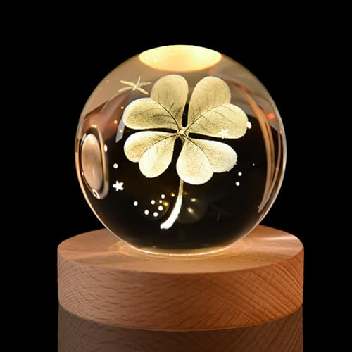 hurifeng Kristallkugel Nachtlicht 60mm - LED Glas Kugel mit Holzsockel, USB Deko Lampe, 3D Gravur Lebensbaum oder Glücksklee, für Wohnzimmer Schlafzimmer Büro Geschenkidee (Glücksklee) von hurifeng