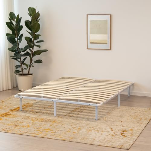 i-flair Metallbett mit Lattenrost NAMARA 150x200 cm - Höhe: 28 cm, stabiles Gästebett mit Stauraum auf Füßen, geeignet für alle Matratzen - Weiß von i-flair