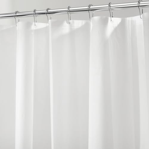 iDesign Duschvorhang aus Stoff, schimmelresistenter Badewannenvorhang aus Polyester in der Größe 183,0 cm x 183,0 cm, wasserdichter Vorhang mit 12 Ösen, frostgrau von InterDesign