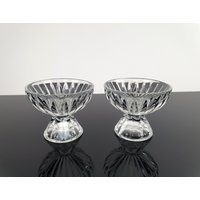 2 Kleine Art Deco Likör/Schnaps Gläser Aus Pressglas Edel Vintage 40-Er Jahre von ibkas