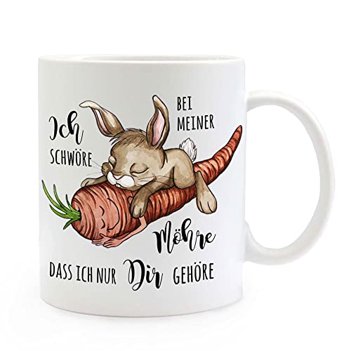 Tasse Becher Hase Häschen mit Möhre Spruch Ich schwöre bei meiner Möhre dass ich nur Dir gehöre Kaffeetasse Kaffeebecher Geschenk Ostern Valentinstag ts2053 - ausgewählte Größe: *2. Tasse* von ilka parey wandtattoo-welt