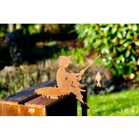 Kantenhocker Angler -Sitzend Auf Dem Blatt Sitzenbleiber Gartendeko Metall Rost Deko Für Den Garten Teich Balkon Beet Kantenhocker Angler -Sitzend Auf Dem Blatt Sitzenbleiber Gartendeko Metall Rost Deko Für Den Garten Teich Balkon Beet von illuminodesign