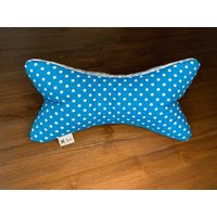 Leseknochen, Nackenkissen Türkis/Weiß Leseknochen, Nackenkissen Türkis/Weiß von ilwiHandgemacht