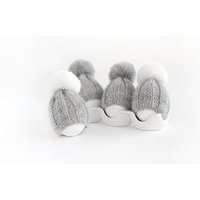 Eierwärmer in Grau Und Weiß Eierwärmer in Grau Und Weiß von imali