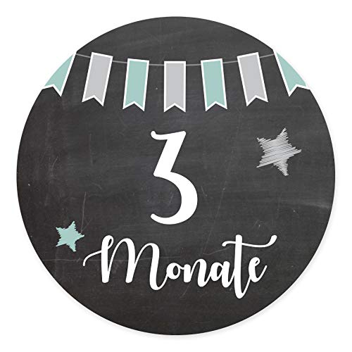 in due 12 Baby Meilenstein Aufkleber/Sticker ‚Tafel & Wimpelgirlande‘ 6cm – Geschenkidee zur Schwangerschaft, Geburt oder Babyparty Milestone für Mädchen und Jungen in due 12 Baby Meilenstein Aufkleber/Sticker ‚Tafel & Wimpelgirlande‘ 6cm – Geschenkidee zur Schwangerschaft, Geburt oder Babyparty Milestone für Mädchen und Jungen von in due
