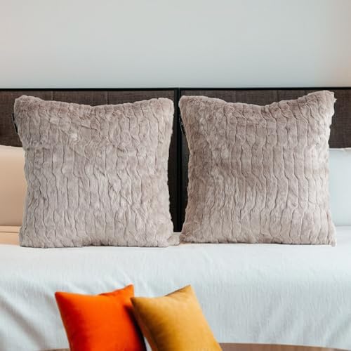 inchgrass Fell Kissenbezüge 45.7x45.7 cm - Luxuriös Flauschiges 2er Set für Sofa & Bett, Super weiche dekorative Kissenhüllen Wohnzimmer A62 von inchgrass
