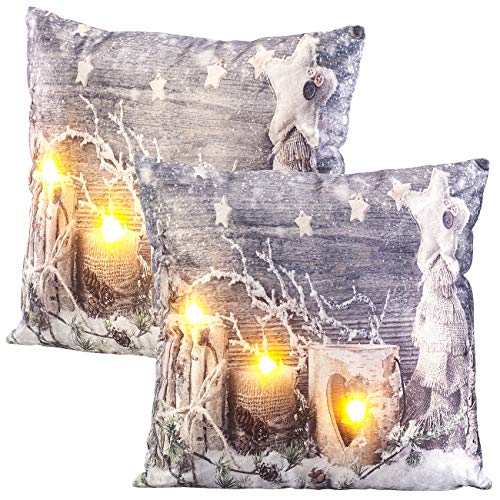 infactory Deko Weihnachtskissen: 2er-Set Deko-Kissen mit Wintermotiv, 3 LEDs, Batteriebetrieb, 45x45 cm (Weihnachtskissen mit Licht, Couchkissen, Weihnachten) von infactory