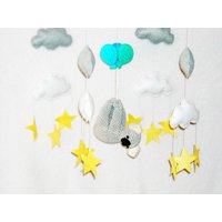 Baby Mobile Personalisiert Hängeballons Kinderzimmer Krippe Mobile Wolken Sterne Tiere Heißluftballon Babyzimmer von innakozachuk