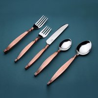 Inox Hammered Twisted Urban 20 Stk. Besteck Set von inoxflatware