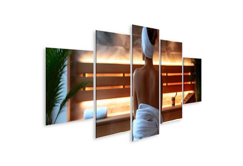 islandburner Leinwandbild Silhouette einer Frau mit Handtuch im Rücken in Sauna Wellnessbereich von islandburner