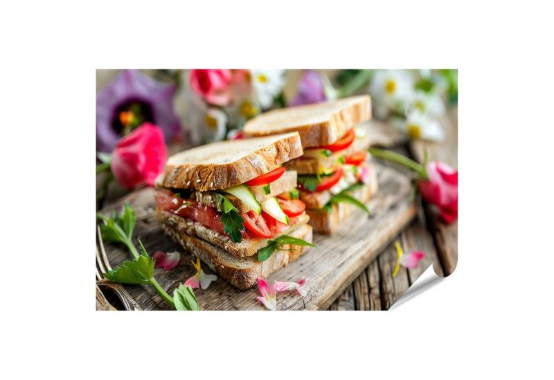 islandburner Poster Frische Sandwiches mit Blumen auf Holzbrett Wandbild von islandburner