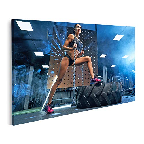 islandburner Prime Bild auf Leinwand Weibliche Bodybuilderin Posiert Mit Massiven Ketten Um Hals Fitness Fr Bilder Wandbilder Poster von islandburner