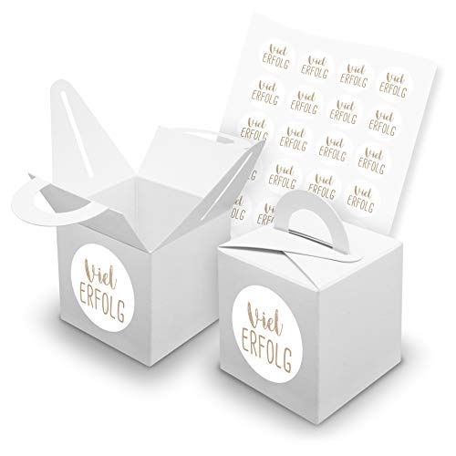 itenga Set Viel Erfolg Braun 24x Würfelbox mit Griff Weiß inkl. Aufkleber Sticker für Gast Geschenk Mitbringsel Geburtstag itenga Set Viel Erfolg Braun 24x Würfelbox mit Griff Weiß inkl. Aufkleber Sticker für Gast Geschenk Mitbringsel Geburtstag von itenga