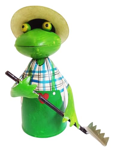 itsisa Zaunhocker Gärtner Frosch mit Rechen H: 21 cm aus Metall - Zaun Deko Frösche Garten, Tierfigur Pfostenhocker, Zaunfigur, Gartendeko, Metalldeko von itsisa