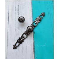 French Chic Handle Pull Knauf Antique Bronze Mit Back Plate/Küchenschrank Knob Möbelbeschläge Dp9076-2 von jade4wood