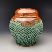 Deckelurne Mit Deckel Und Namensschild. Aqua & Erde Ton-Made To Order von jeffbrownpottery