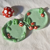 Frosch-Ton-Teller - Frosch-Schmuckstück-Teller, Pilz-Keramik-Schmuckbehälter, Frosch-Ring-Teller von jemensistudio