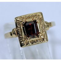 Antike 14K Gold Granat Ring Gravuren Radierungen Bilderrahmen Einstellung von jewelsdirect