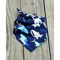 Haifisch Print Hundehalstuch Handgemachte Baumwolle Im Sea Stil von jinastitchhouse