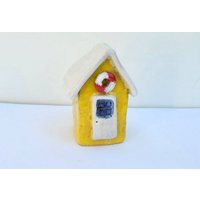 Handgemachte Freistehende Glasierte Keramikgelb-strandhüttenverzierung 6, 5 cm Sammeln Sie Das Set Handgemachte Freistehende Glasierte Keramikgelb-strandhüttenverzierung 6, 5 cm Sammeln Sie Das Set von jostudio37