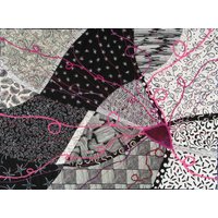 Handgemachter Kunst Quilt - Ein Stück Rosa Handgemachter Kunst Quilt - Ein Stück Rosa von joystrings