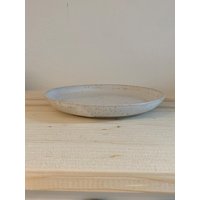 Teller Weiß Spots Steinzeug Keramik Handgemacht 17 cm von judyintheskies