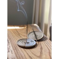 Handgemachte Räucherstäbchen Aus Keramik Handgemachte Räucherstäbchen Aus Keramik von juliaedean