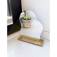 Spiegelsticker "Smile" Spiegelsticker "Smile" von juliawolmerath