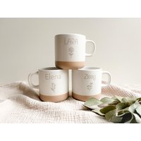 Personalisierte Tasse "Blumenliebe" | Geschenk Freundin Frau Geburtstag Namenstasse Kaffee Tee Muttertag I Keramik Name Gravur von justbyrd