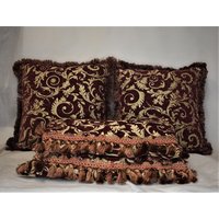 Großes Besticktes Bordeaux Rot Chenille Blatt Fransen Kissen Für Sofa Oder Stuhl Hand Made in Usa von justtherightpillow