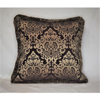 Großes Weinrot Und Gold Damast Chenille Dekokissen Mit Fransen Für Ein Sofa Handgemacht Usa von justtherightpillow