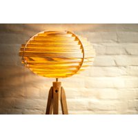 Tripod Stehlampe Dreibein Retro 60 - 70Iger Design Laub Holz Floor Lamp Wood von kOnzeptreyhe