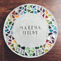 Trittstein Mit Mosaik Glasrand + Herz | Groß Regenbogen Grünes von kacygilpinart