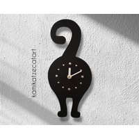 Katzenuhr, Butt O'clock, Wanduhr, Schwarze Katze, Katzenpopos, Holzkatze Katzenuhr, Butt O'clock, Wanduhr, Schwarze Katze, Katzenpopos, Holzkatze von kamikatzecatart