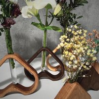 Handgefertigtes Vasen Set Aus Eiche Und Esche Mit Glasampulle von kamohome