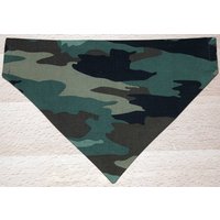 Camouflage Hundehalstuch, Camo Über Dem Kragen Khaki Fatigues Grün Braun Personalisierte Katze Hund Haustier Bandana Neckwear von karensbedandbath