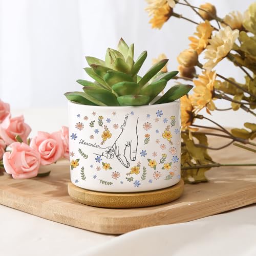 kaululu Pflanztöpfe Personalisierter Keramik Blumentopf mit Namen Blumentopf mit Untersetzer Blumentöpfe Klein Innenbereich Muttertagsgeschenke für Mama Personalisierte Geschenke (Stil 4) von kaululu