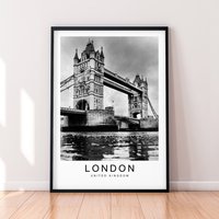 London Print Poster Tower Bridge Druck Minimalist Home Travel Wall Decor von kazaloop