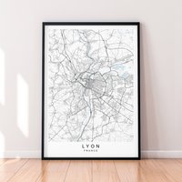 Lyon Stadt Karte Frankreich Print Poster Minimalist Home Decor Wall Art von kazaloop