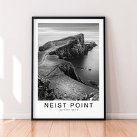 Neist Point Isle Of Skye Schottland Druck Minimalist Home Travel Poster Wall Decor von kazaloop