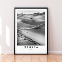 Sahara Wüste Afrika Print Minimalist Home Travel Poster Wall Decor | V2 Sahara Wüste Afrika Print Minimalist Home Travel Poster Wall Decor | V2 von kazaloop